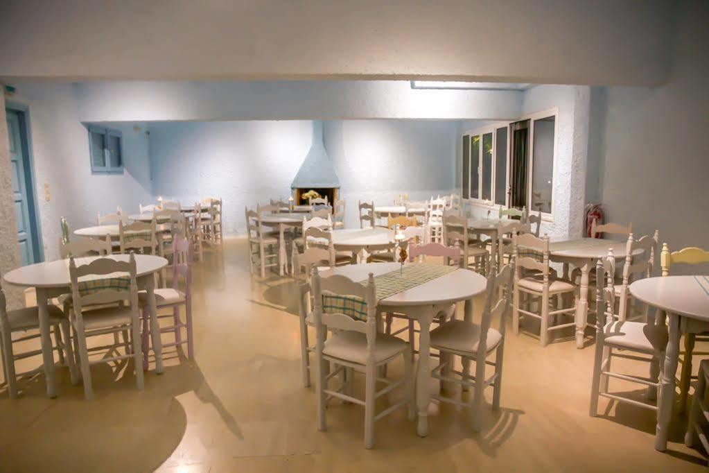 Zorbas Hotel Santorini Pyrgos Kallistis Ngoại thất bức ảnh