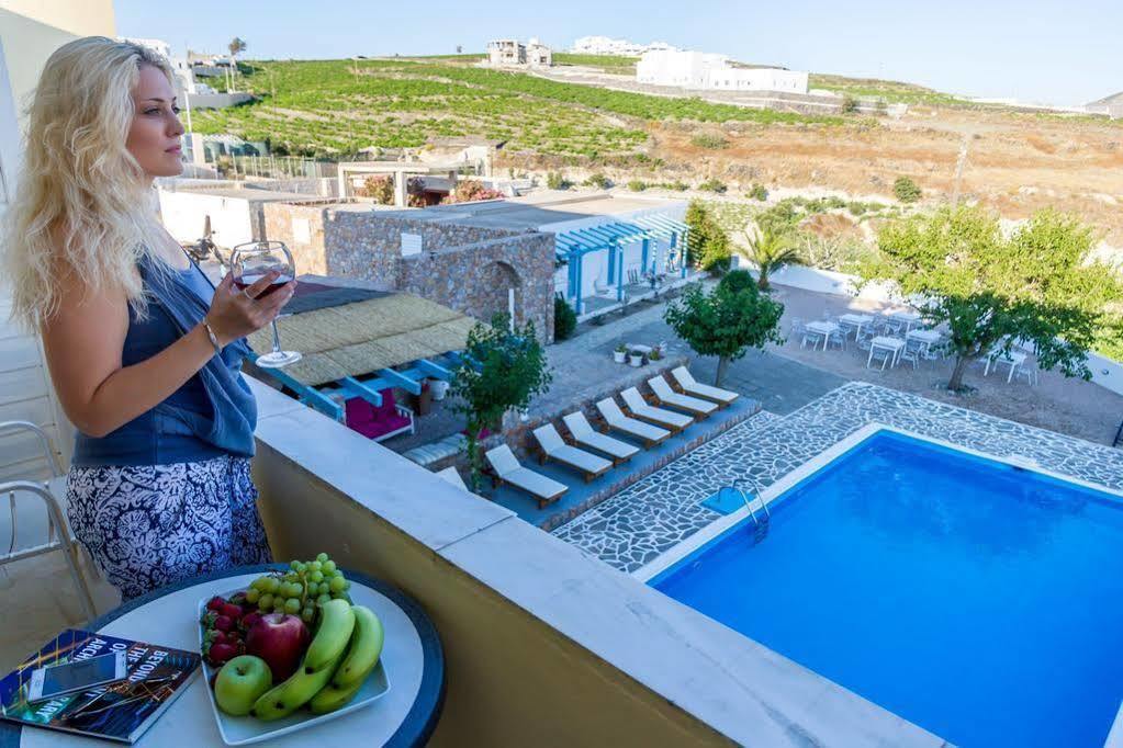 Zorbas Hotel Santorini Pyrgos Kallistis Ngoại thất bức ảnh